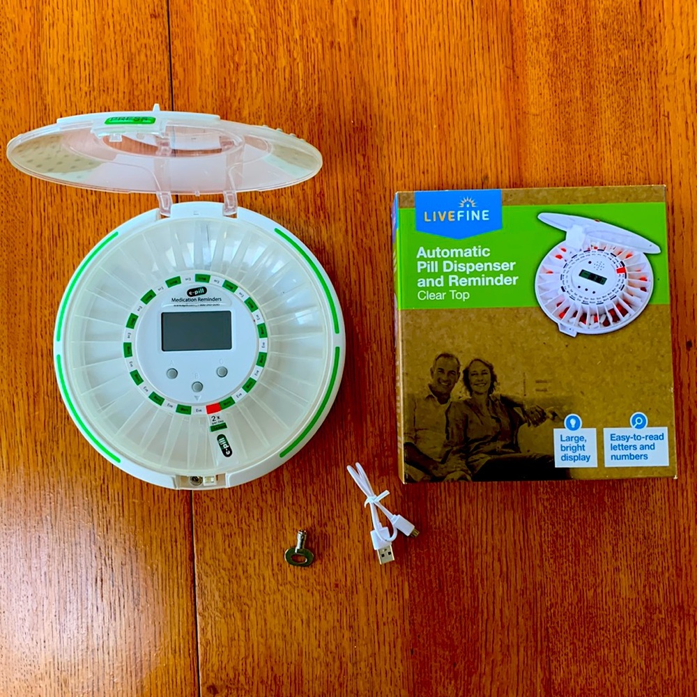 Live find automatic pill dispenser